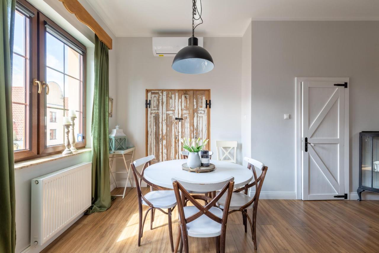 Apartament Wigilijna Premium Starowka แอลบลอง ภายนอก รูปภาพ
