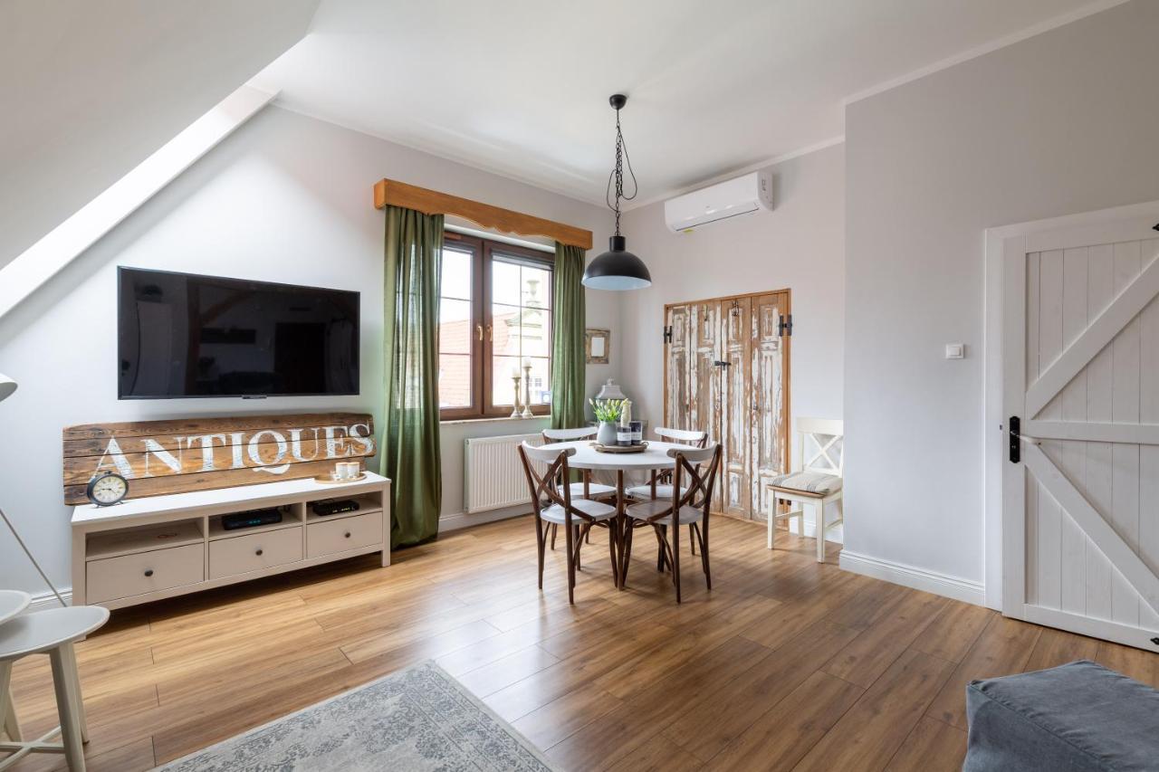 Apartament Wigilijna Premium Starowka แอลบลอง ภายนอก รูปภาพ