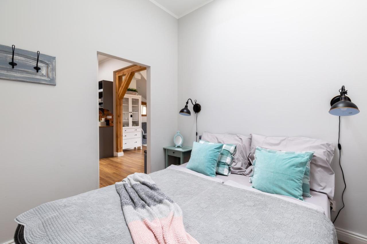 Apartament Wigilijna Premium Starowka แอลบลอง ภายนอก รูปภาพ